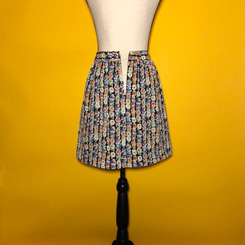 J.CREW floral print pleated mini skirt - Picture 3 of 8